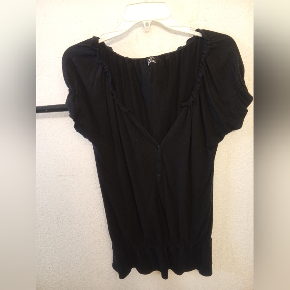 a.n.a A New Approach Black Knit Peasant Blouse Ruffle Henley Top Size Medium